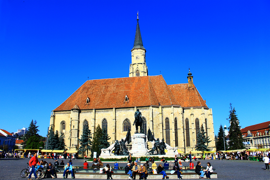 Jelajahi Pusat Bersejarah Cluj-Napoca, Rumania